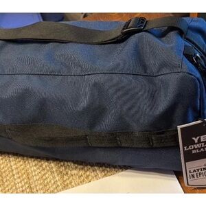 Yeti Smoke Blue Lowlands blanket